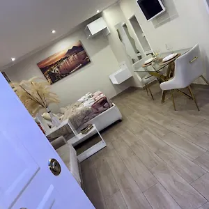 La Dimora Dei Sogni Sedil Capuano Apartamento